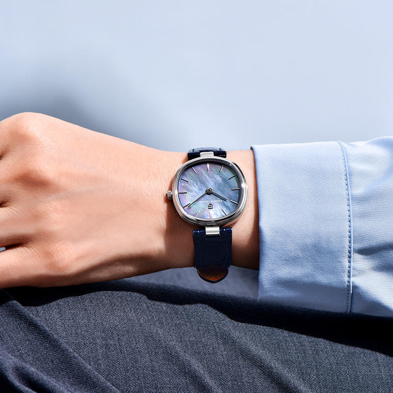 PAGANI DESIGN PD-1825 elegant women's watch worn on wrist