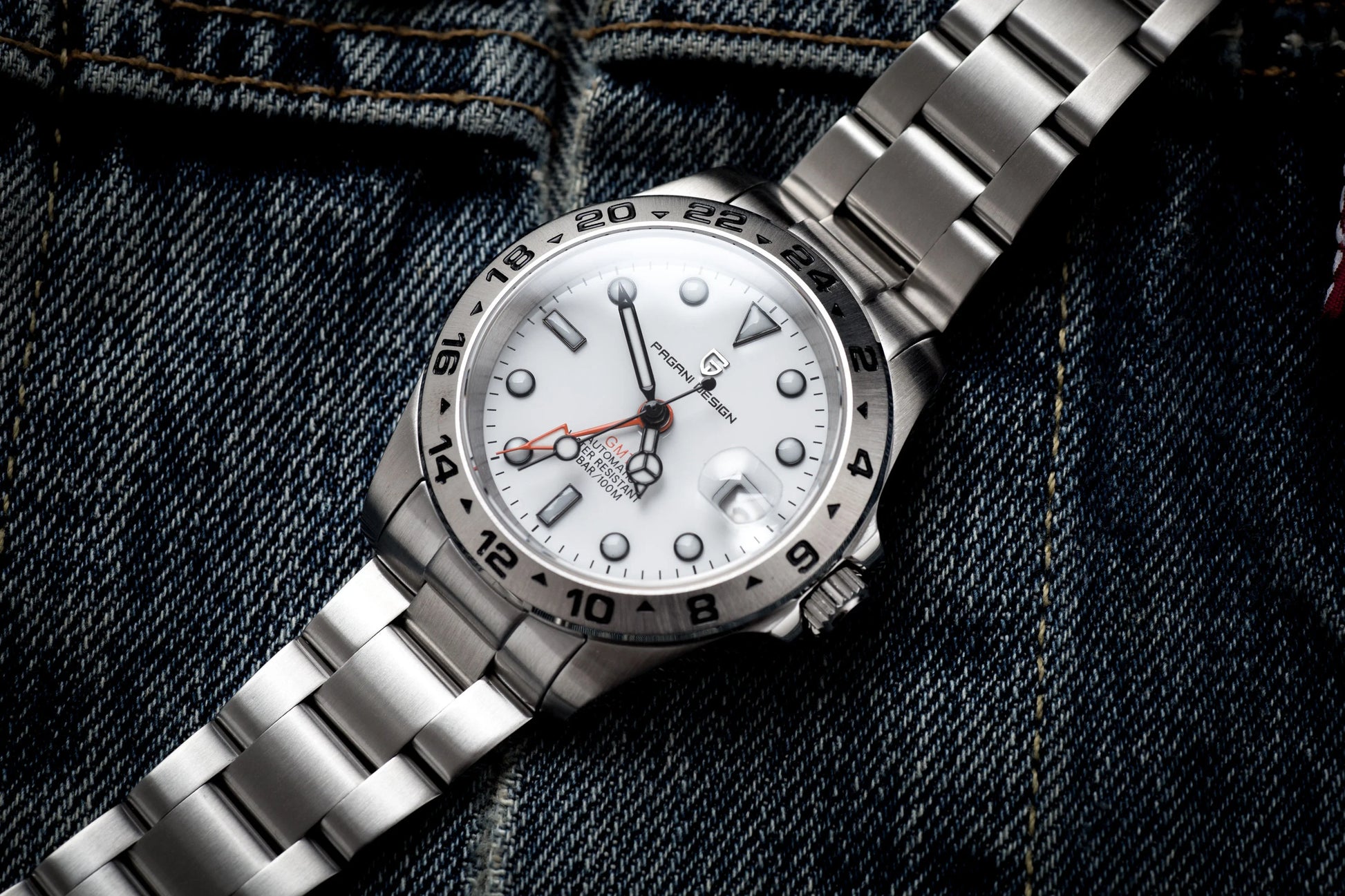 Pagani Design GMT bezel scale for dual time tracking closeup